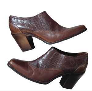 Antonio Melani Brown Embossed Leather Western Bootie Women's Size 9 Ankle Boot